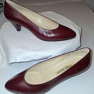 Vintage Cole Haan Italy Burgundy Wine Calf Leather Pumps Heels 7M